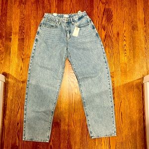 Good American women’s boyfriend jeans size 4